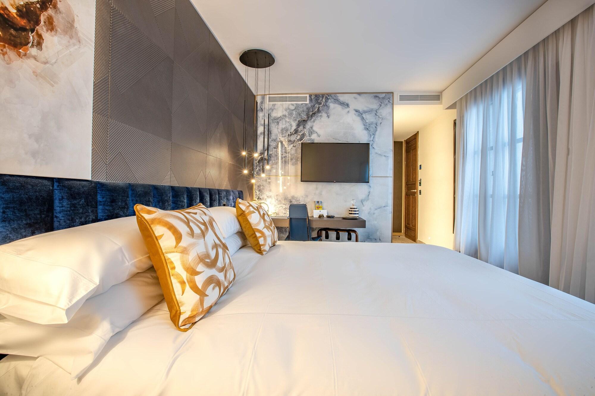 Hotel Claude Μαρμπέλλα Εξωτερικό φωτογραφία
