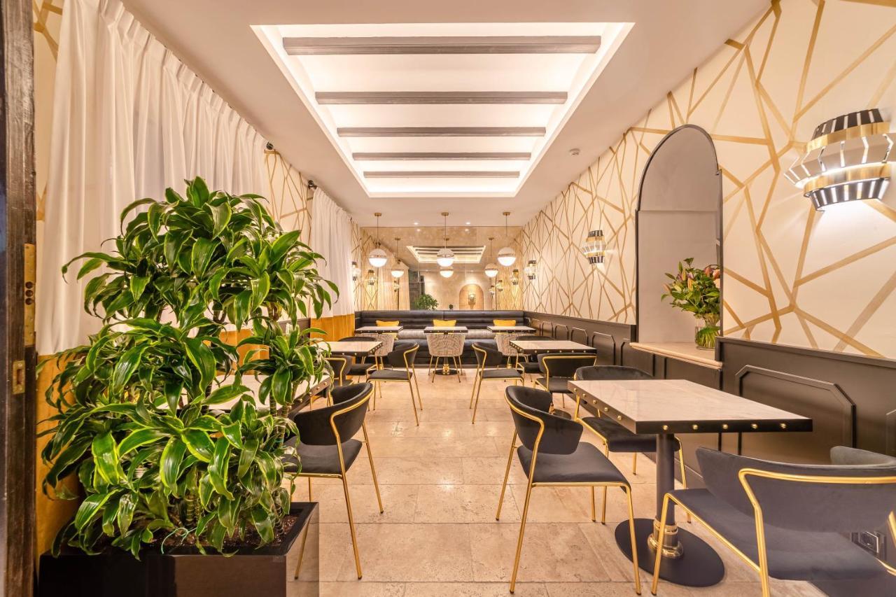 Hotel Claude Μαρμπέλλα Εξωτερικό φωτογραφία