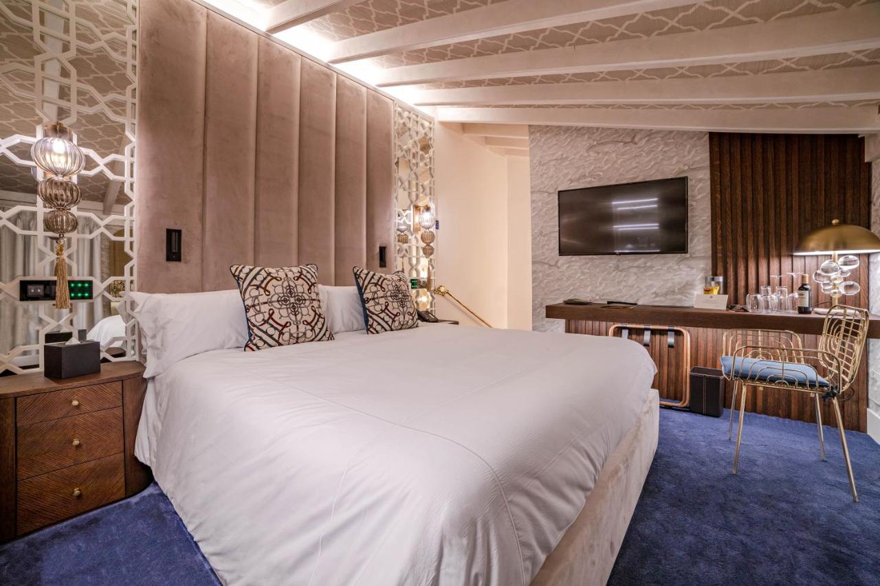Hotel Claude Μαρμπέλλα Εξωτερικό φωτογραφία